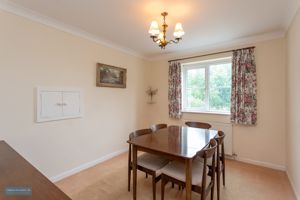 Dining Room- click for photo gallery
